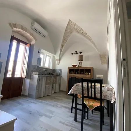 Feriehus Un Cuore E Due Capanne Ceglie Messapica